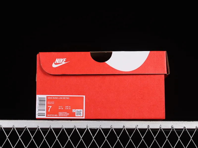 All categories Nk SB Dunk Series Nk SB Dunk Low low-top sneakers Nk SB Dunk Low "Grey Leather" Moon Gray SB low-top sports and leisure sneakers DX3722-001